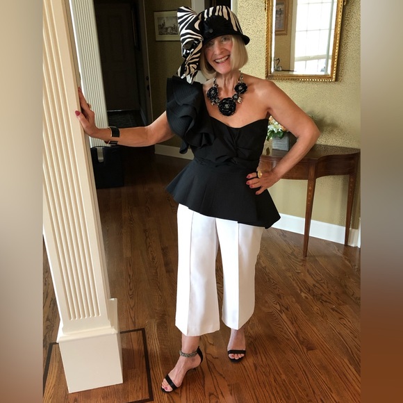 Accessories - Black wool cloche hat with zebra print large bow